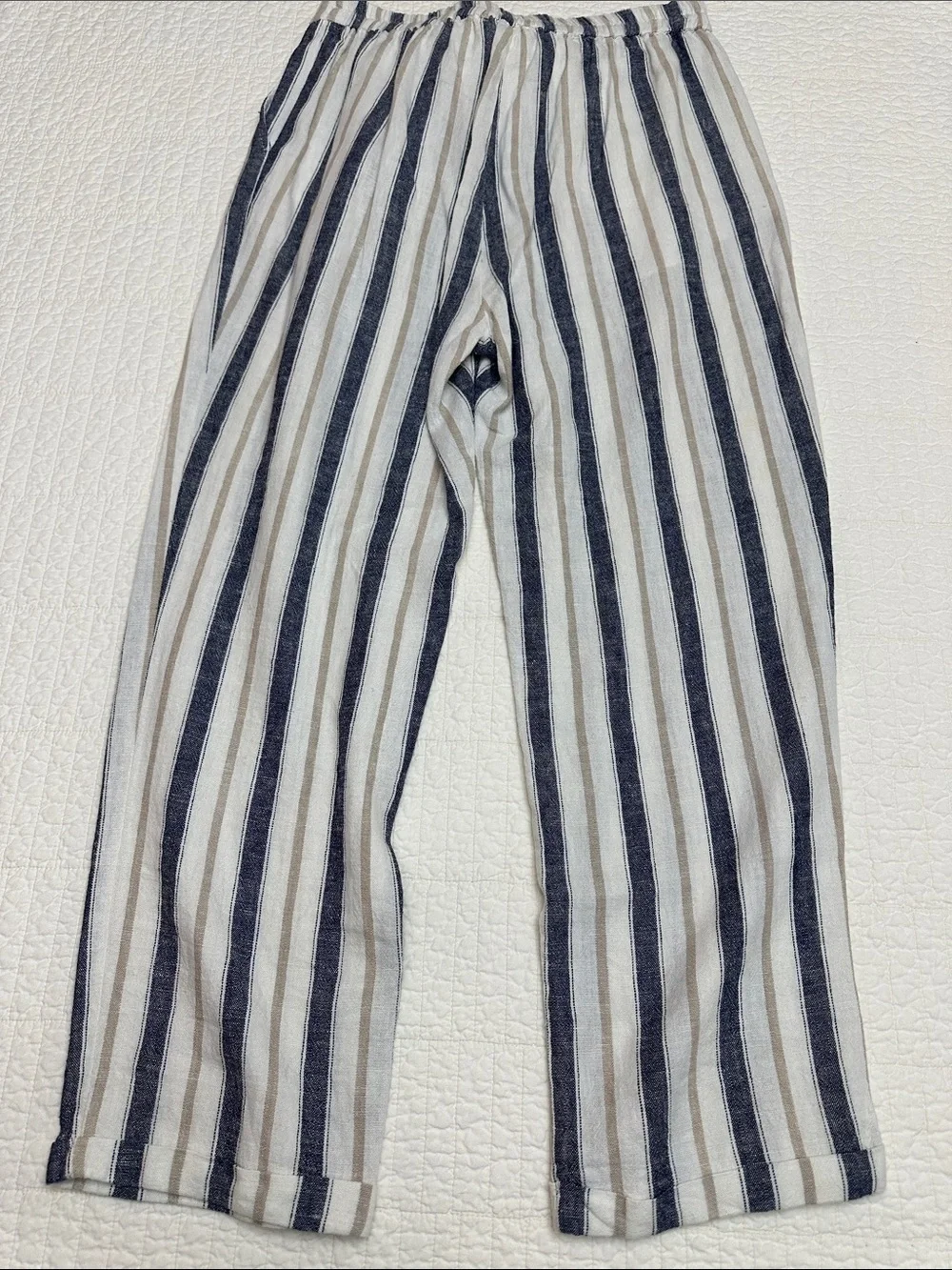 Love Tree Medium Linen Blend Stripe Cropped 25” Pants Tie Waist White Blue